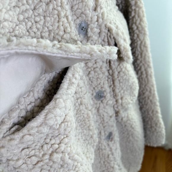 H&M Oversized Teddy Shacket Faux Sherpa Double Pocket Button Down Neutral XS NEW - Picture 5 of 17